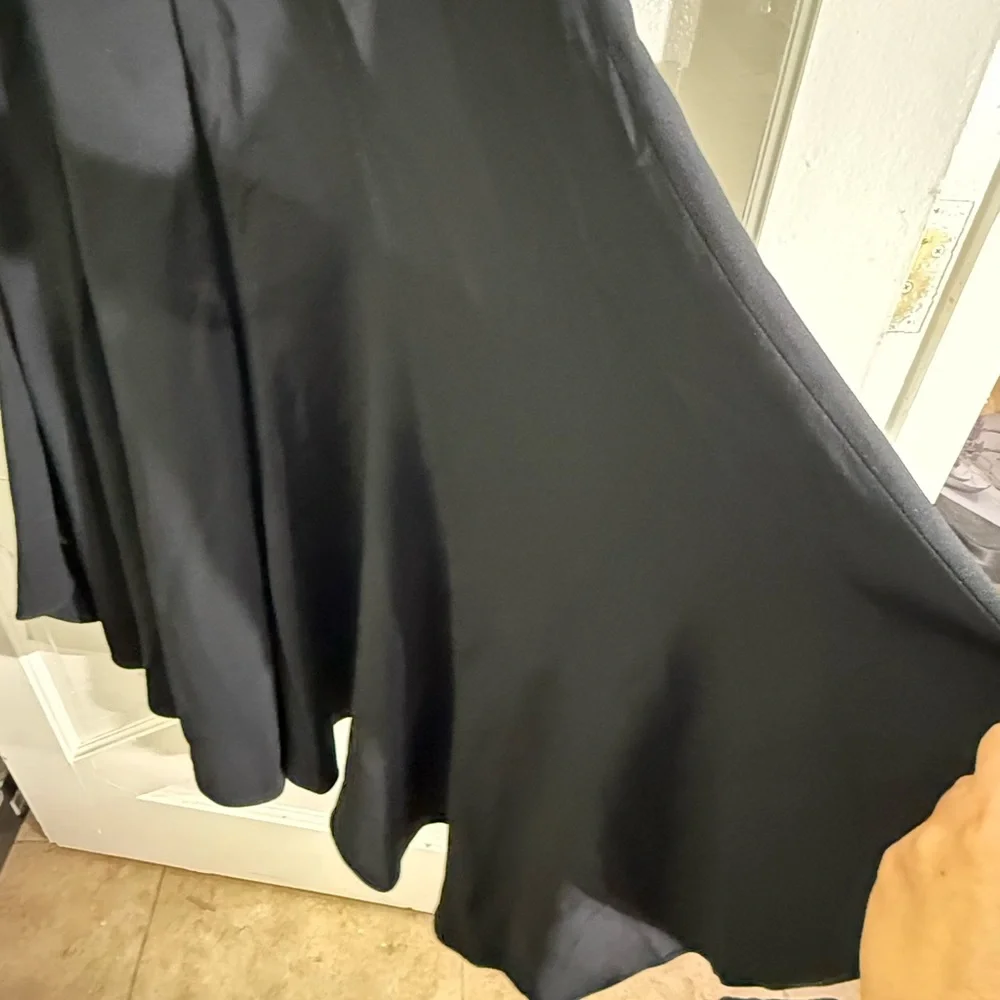 Cinq a Sept
Belladonna Dress - Picture 7 of 8